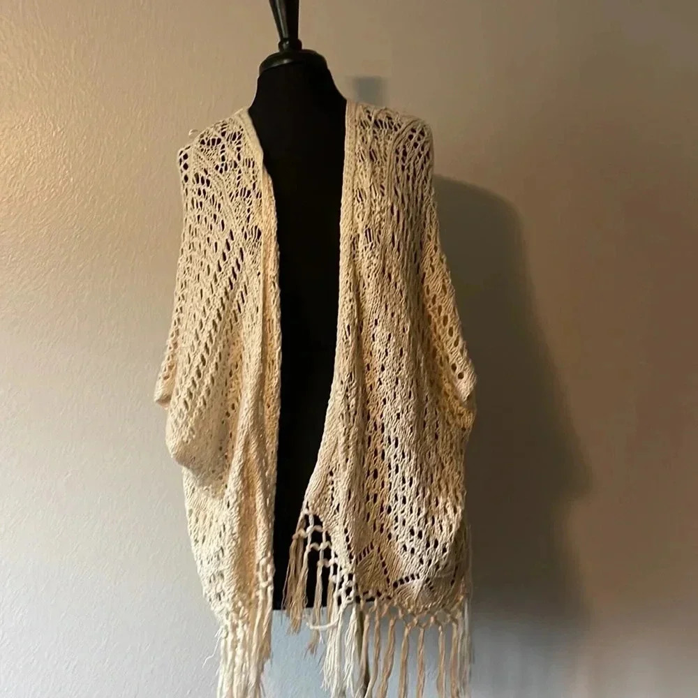 Blu Pepper Cream Knitted Shawl L